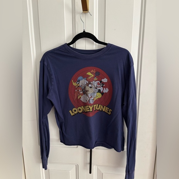 Looney Tunes Top - Picture 1 of 3